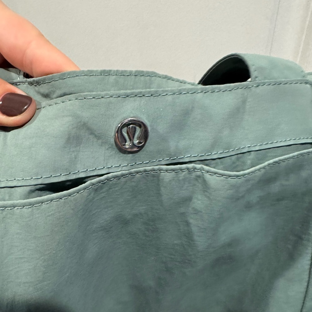 Lululemon side cinch tote